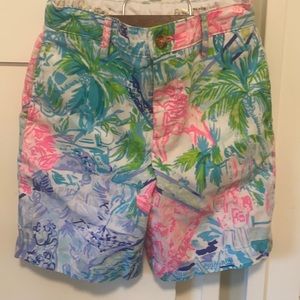 Boys size 6 Lilly Pulitzer shorts.